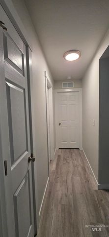 8643 S Foraker Way, Kuna, ID 83634