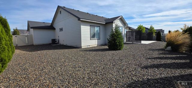 8643 S Foraker Way, Kuna, ID 83634