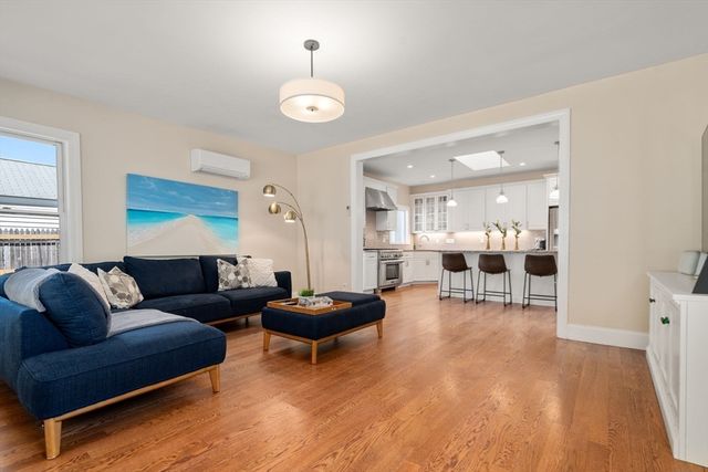 16 Fredette Rd, Newton, MA 02459