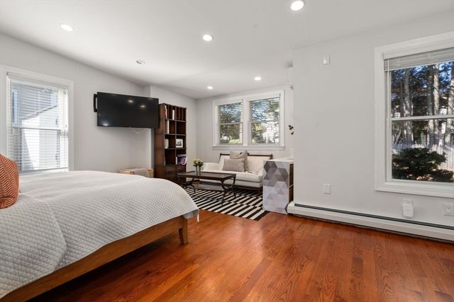 16 Fredette Rd, Newton, MA 02459