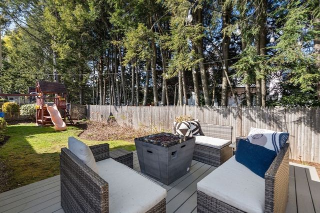 16 Fredette Rd, Newton, MA 02459