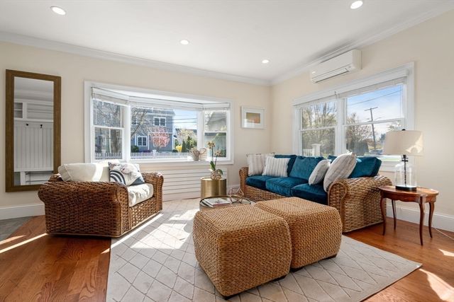 16 Fredette Rd, Newton, MA 02459