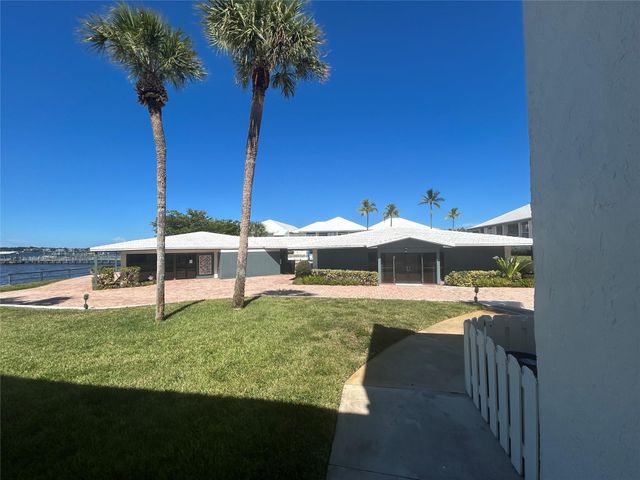 175 SE Saint Lucie Boulevard E125, Stuart, FL 34996