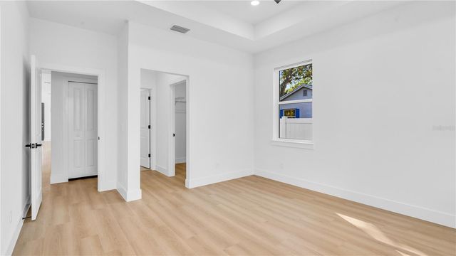 2701 35TH AVENUE N, St Petersburg, FL 33713