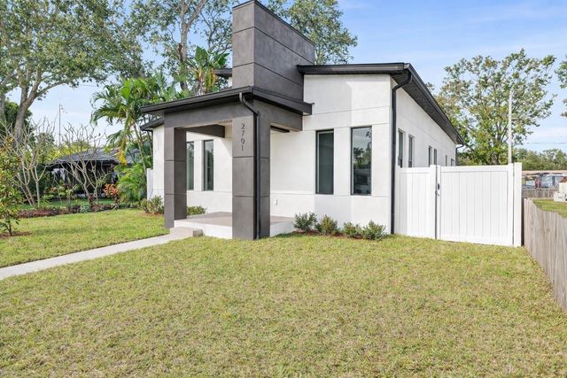 2701 35TH AVENUE N, St Petersburg, FL 33713