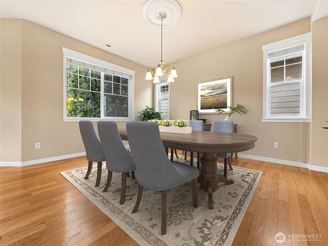 33921 12th Place SW, Federal Way, WA 98023