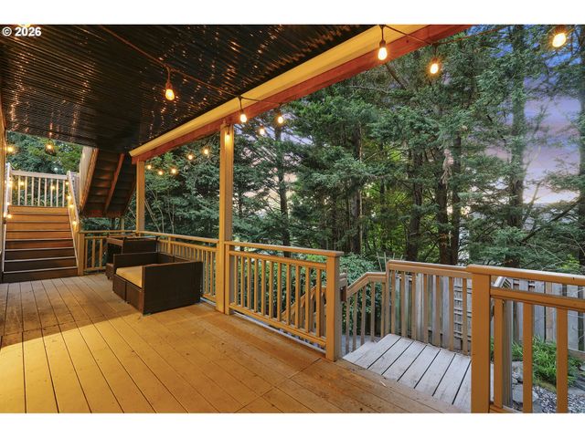 1960 ALPINE Dr, West Linn, OR 97068