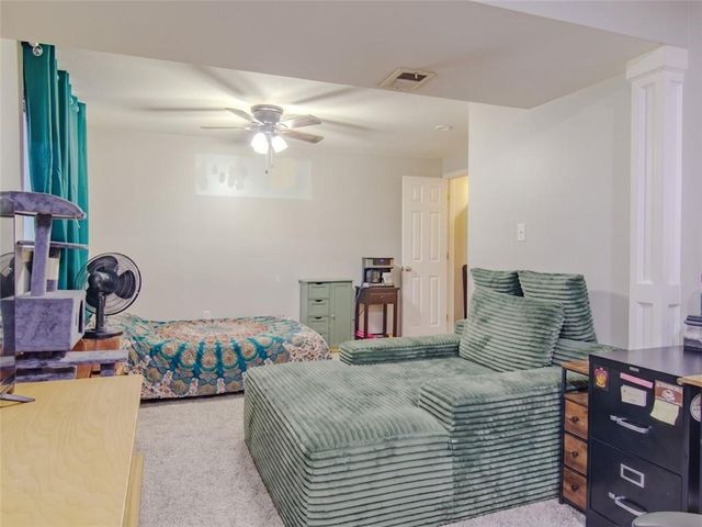 103 E Myrtle Street E, Pleasant Hill, MO 64080