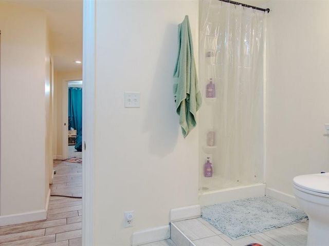 103 E Myrtle Street E, Pleasant Hill, MO 64080