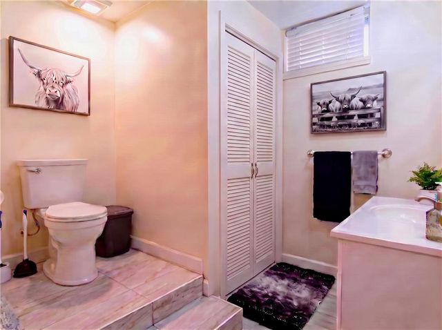 103 E Myrtle Street E, Pleasant Hill, MO 64080