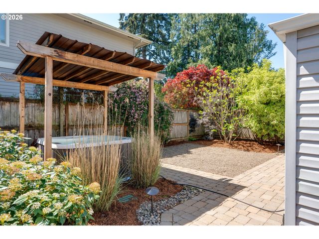 1550 Ne 18TH St, Mc Minnville, OR 97128