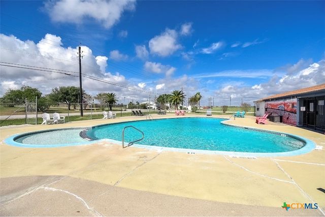 1535 Bayview Drive, Palacios, TX 77465