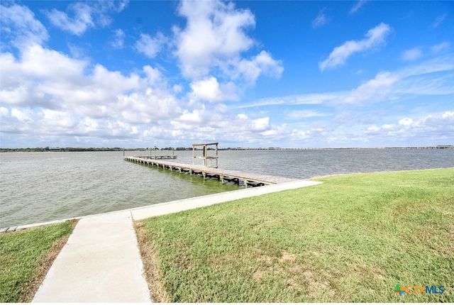 1535 Bayview Drive, Palacios, TX 77465