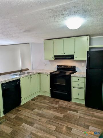 1535 Bayview Drive, Palacios, TX 77465