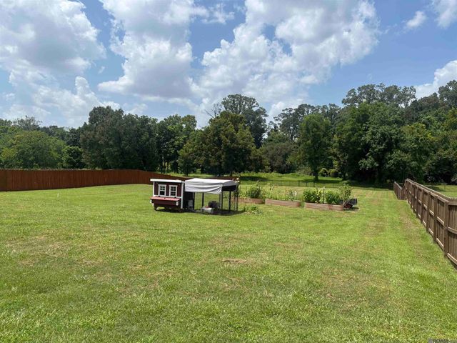 38190 Oakland Dr, Prairieville, LA 70769