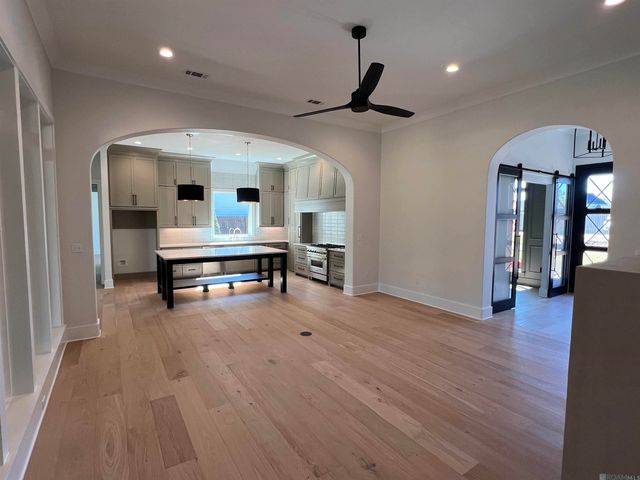 38190 Oakland Dr, Prairieville, LA 70769