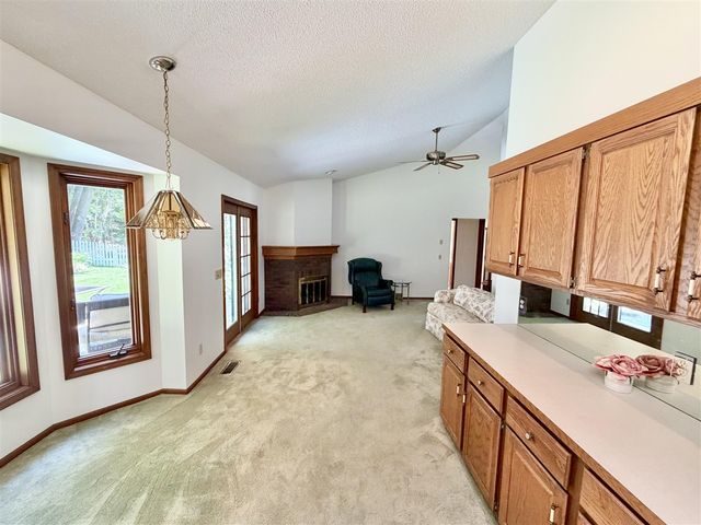 18777 Iroquois Drive, Spring Lake, MI 49456