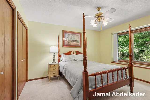 18777 Iroquois Drive, Spring Lake, MI 49456