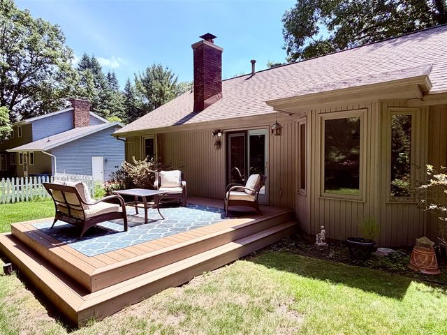 18777 Iroquois Drive, Spring Lake, MI 49456