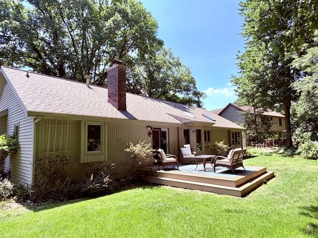 18777 Iroquois Drive, Spring Lake, MI 49456