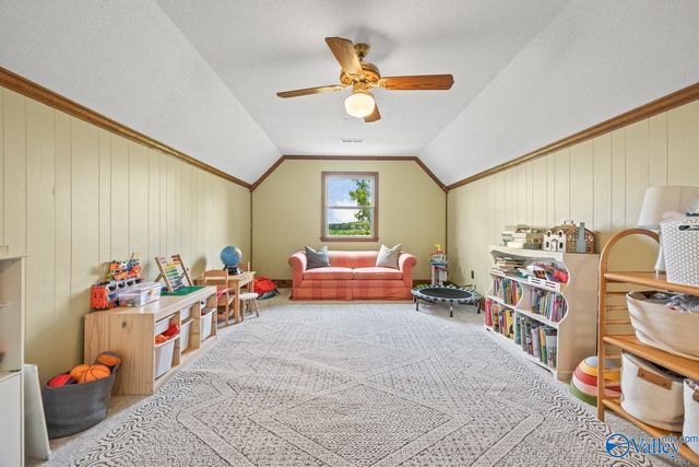 197 Cryer Cove Road, Somerville, AL 35670