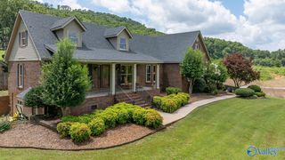 197 Cryer Cove Road, Somerville, AL 35670