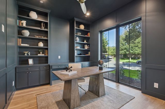 6619 Robin Willow Court, Dallas, TX 75248