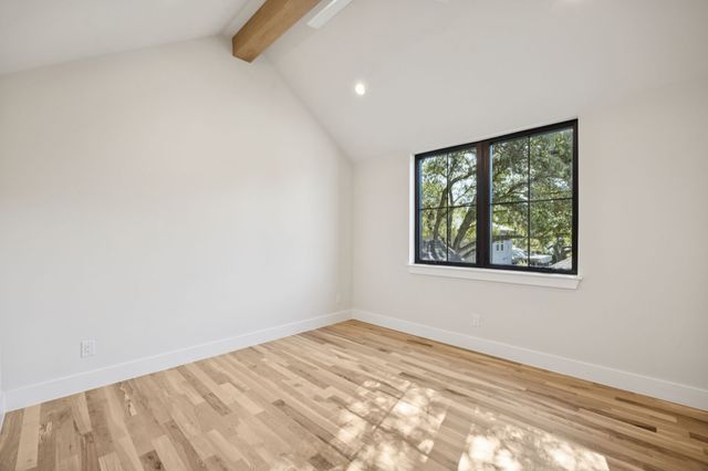 6619 Robin Willow Court, Dallas, TX 75248