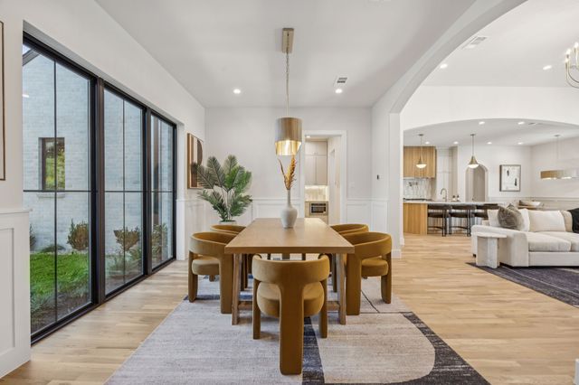 6619 Robin Willow Court, Dallas, TX 75248