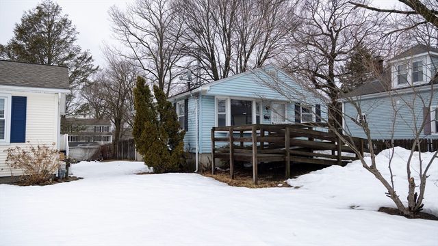 71 Birchland Ave, Pawtucket, RI 02860