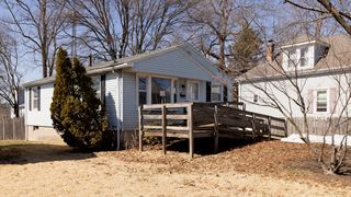 71 Birchland Ave, Pawtucket, RI 02860