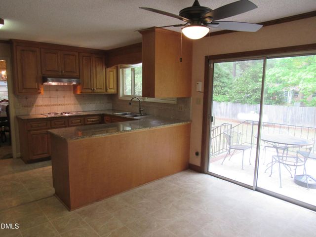 12 Cedar Drive, Smithfield, NC 27577