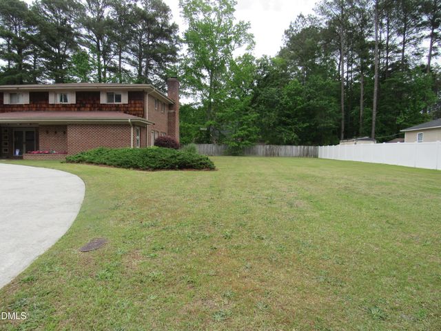 12 Cedar Drive, Smithfield, NC 27577