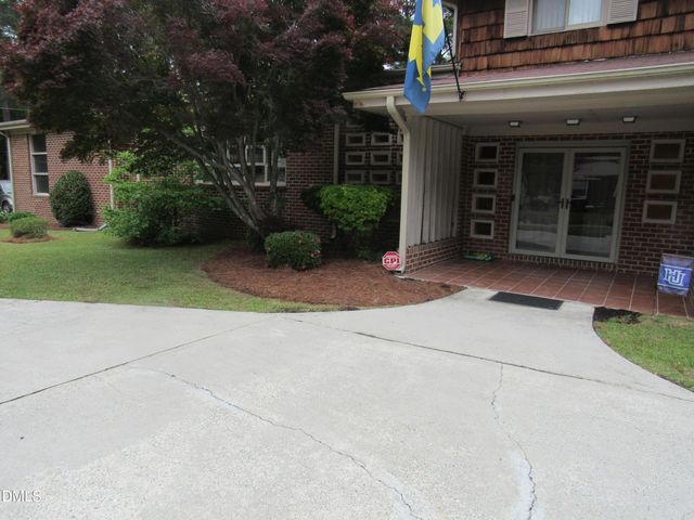 12 Cedar Drive, Smithfield, NC 27577