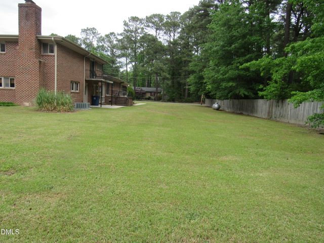 12 Cedar Drive, Smithfield, NC 27577