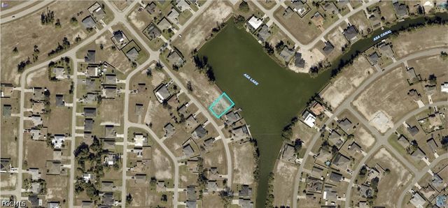 1227 NW 20th PL, Cape Coral, FL 33993