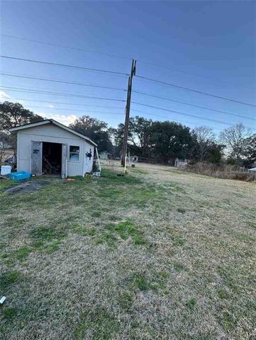 205 Stauffer Avenue, Saraland, AL 36571