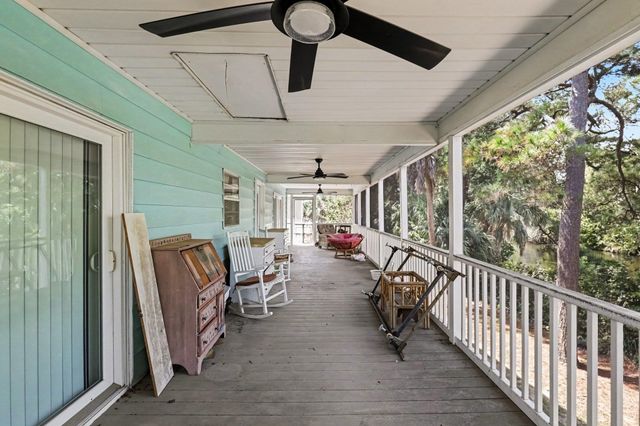 116 Lake Ct., Surfside Beach, SC 29575