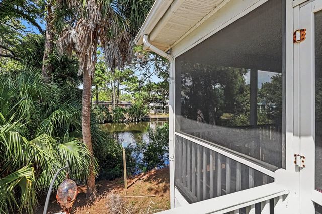 116 Lake Ct., Surfside Beach, SC 29575