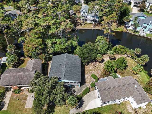 116 Lake Ct., Surfside Beach, SC 29575