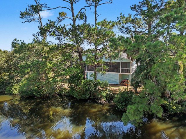 116 Lake Ct., Surfside Beach, SC 29575