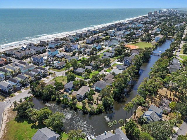 116 Lake Ct., Surfside Beach, SC 29575