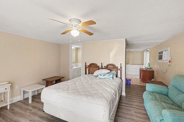 116 Lake Ct., Surfside Beach, SC 29575