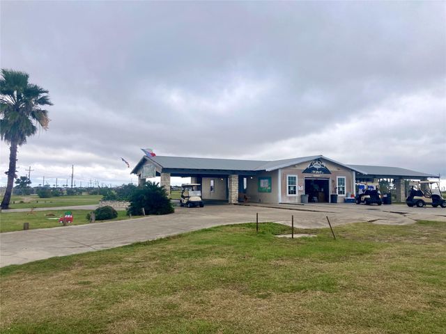 697 Overlook Drive, Crystal Beach, TX 77650