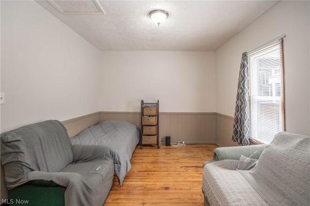 1136 Beardsley Street, Akron, OH 44301
