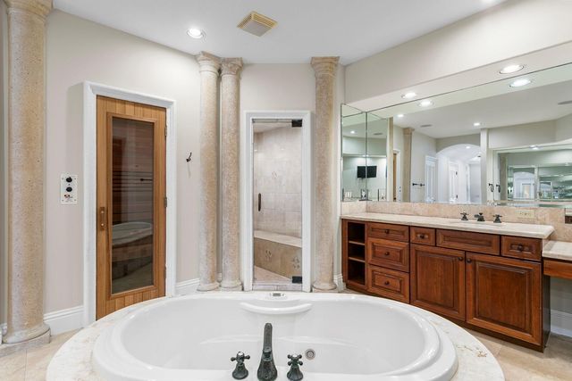 6528 SURFSIDE BOULEVARD, Apollo Beach, FL 33572