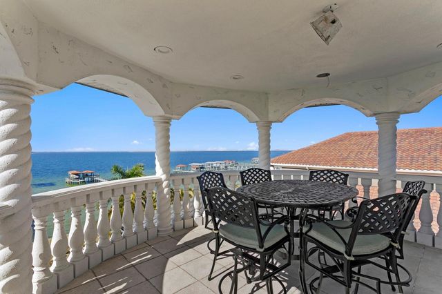 6528 SURFSIDE BOULEVARD, Apollo Beach, FL 33572