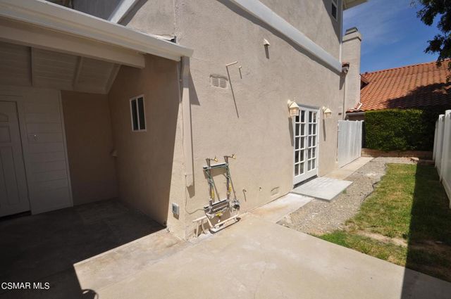 7754 Delco Avenue, Winnetka, CA 91306