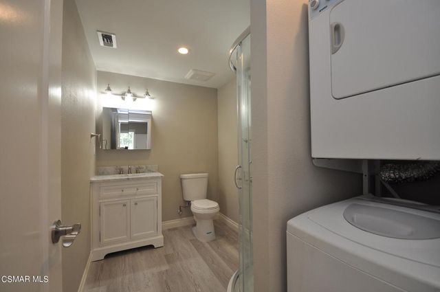 7754 Delco Avenue, Winnetka, CA 91306