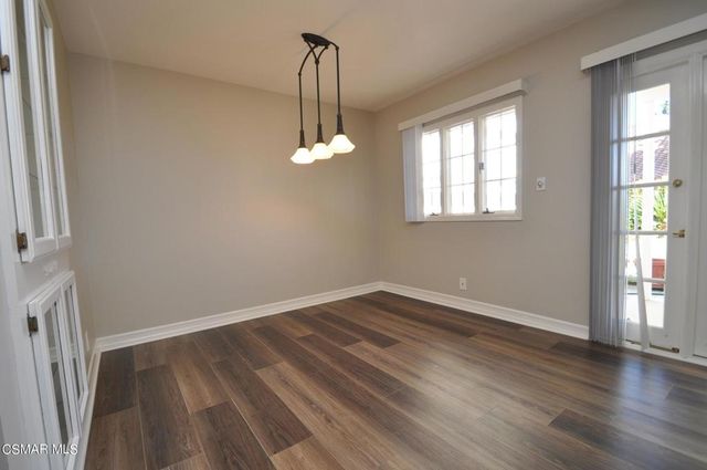 7754 Delco Avenue, Winnetka, CA 91306